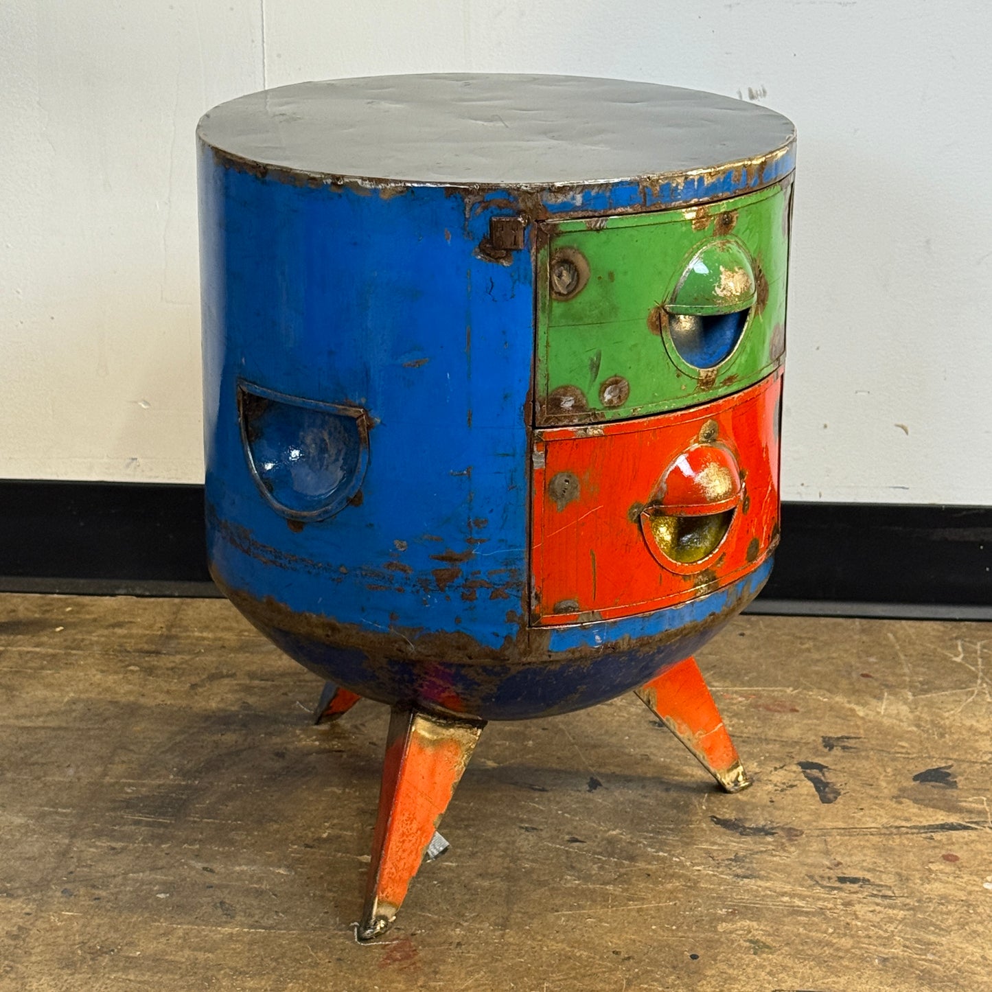 Dlani – Recycled Barrel Side Table